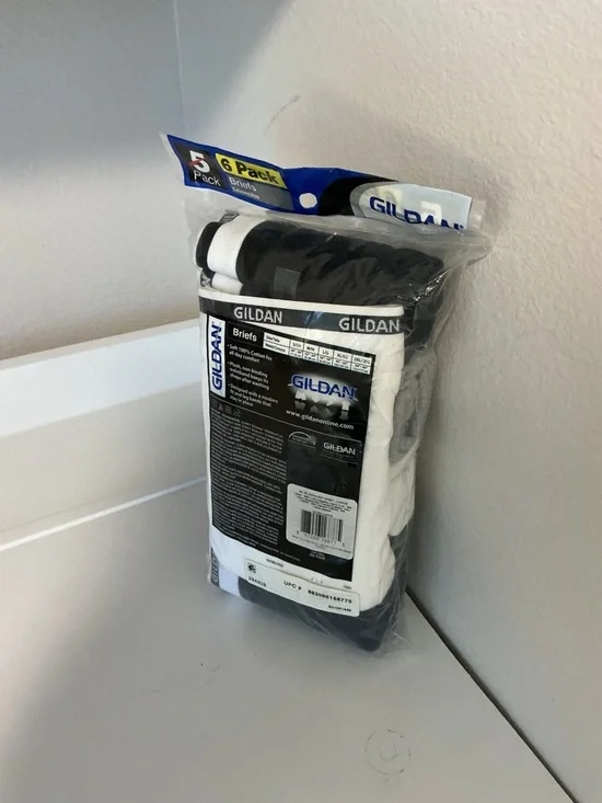 Gildan Men's Black and White Premium Cotton Briefs - 6 Pack - Picture 2 of 2